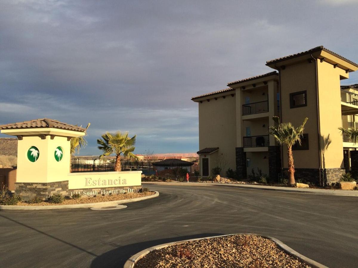 W307 Third Floor 3-Bedroom Pool View St. George Exterior foto