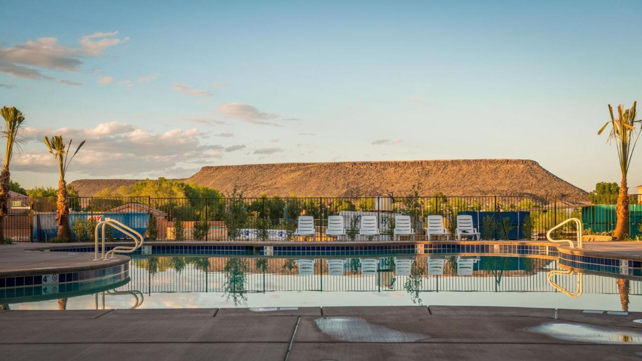 W307 Third Floor 3-Bedroom Pool View St. George Exterior foto